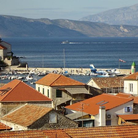Apartment Gliha Jelsa  Bagian luar foto