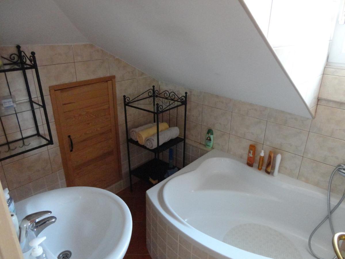 Apartment Gliha Jelsa  Bagian luar foto